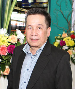 นายพีรพงษ์ ธีระเดชพงศ์