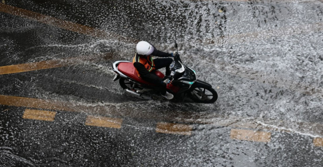 สภาพอากาศวันนี้ มรสุมยังปกคลุมอันดามัน ไทยมีฝนฟ้าคะนองทุกภาค