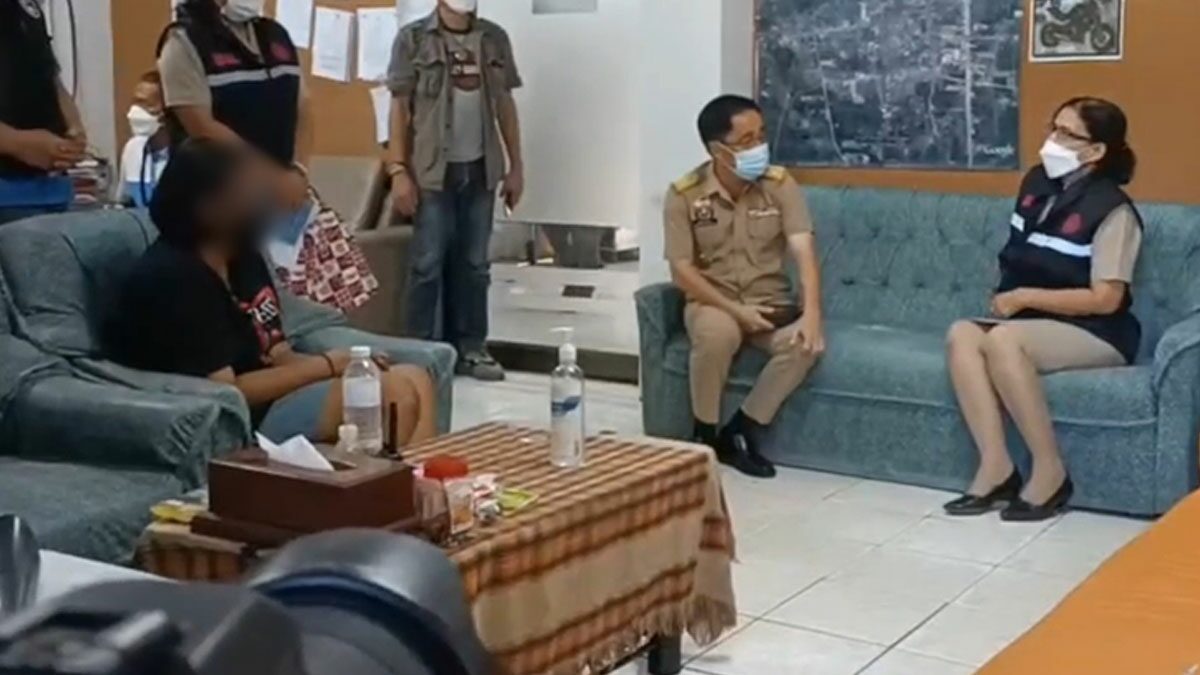 แจ้งข้อหา พ่อ-แม่ทำร้ายลูกสาว 3ขวบสาหัส จ่อคุก10ปี พบใช้สารเสพติด