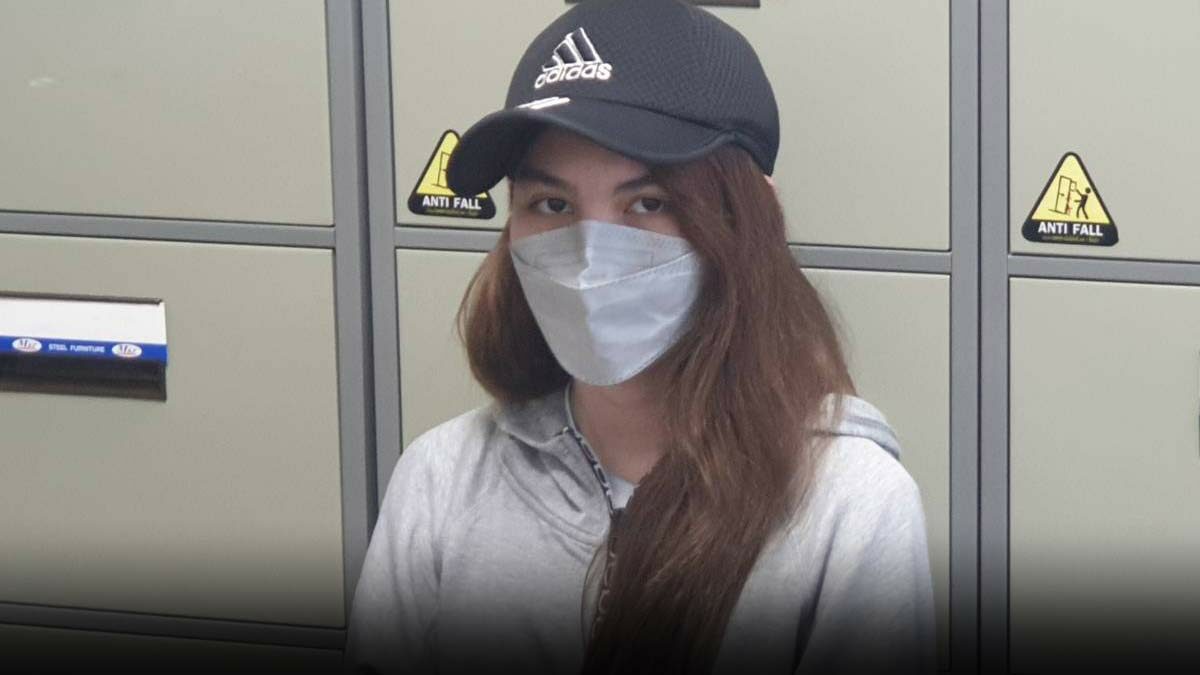 ค้นห้องพัก พ่อเลี้ยง-แม่เลี้ยงพิยดา เชื่อมีเอี่ยวพาหนี อายัดตัวดำเนินคดีเพิ่ม
