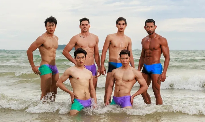 ซูม “MANHUNT” โชว์หุ่นฟิตริมทะเล แซ่บทุกแชะ