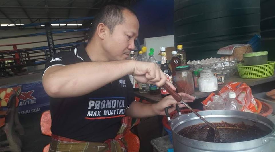 น้ำพริกสู้โควิด "น้อย​ บ้านโป่ง"​ จากMax มวยไทย​