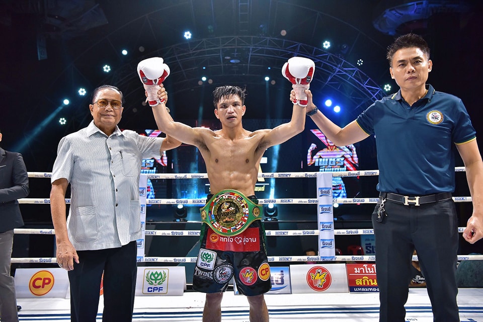 เพชร คว้าแชมป์WBC ASIA  "ศึกCPFยอดมวยโลก" วันพุธที่12ต.ค.65 ณ เวทีรังสิต 