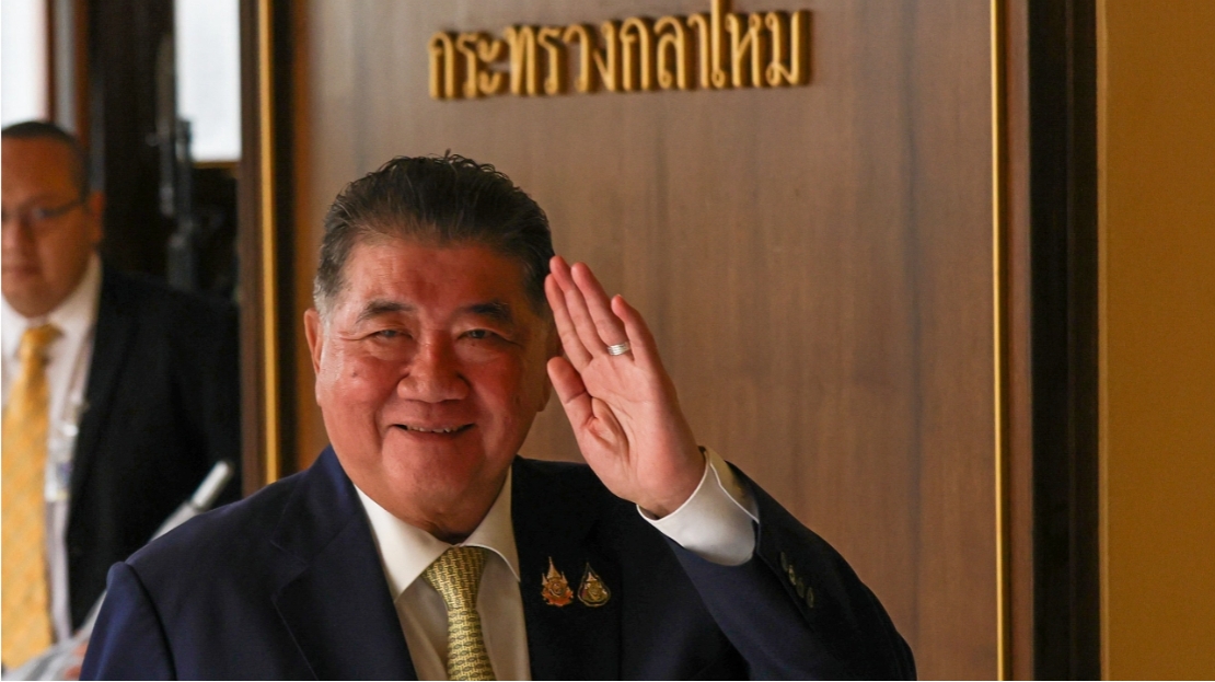 ยันไม่ปลด มทภ.2 ทำหน้าที่ดีอยู่แล้ว ขอเลือกทางสูญเสียน้อยที่สุด ได้ฤกษ์ถก JBC
