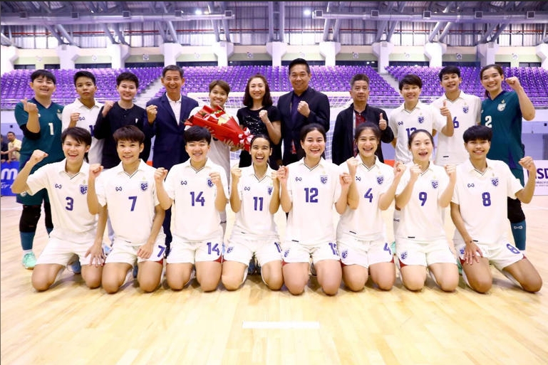 "ดาริกา" โต๊ะเล็กสาวไทย ลั่นพร้อมชนเวียดนาม ศึกเอเชี่ยนคัพ 2025!
