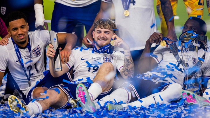 "เอลเลียตต์" เนื้อหอมขั้นสุด หลังโชว์เทพกับอังกฤษ U21 4 ทีมดังรุมแย่งตัว ลิเวอร์พูลเคาะราคาแล้ว