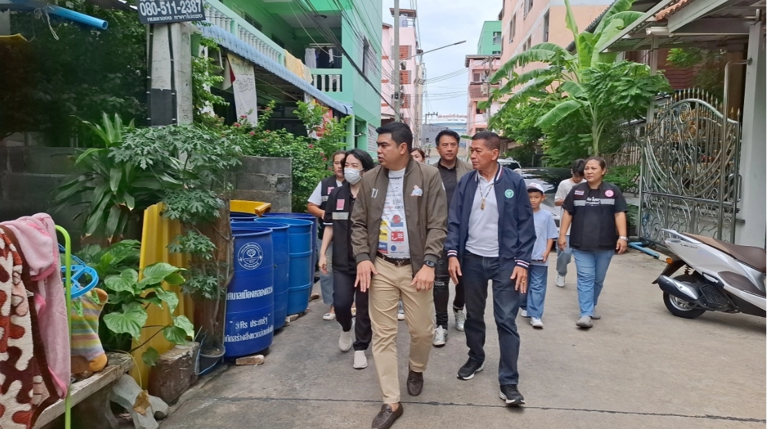 รุดช่วยแม่ค้าชาวปทุมธานี ติดหนี้นอกระบบกว่า 10 เจ้า หาเลี้ยงลูกพิการ-สามีป่วยจิตเวช