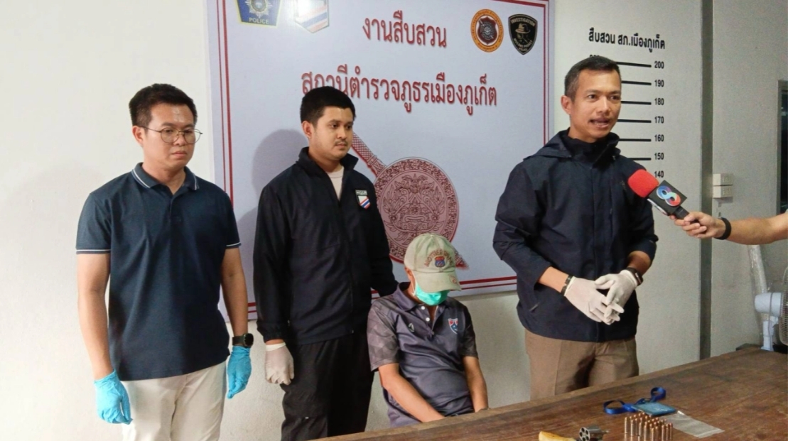 รวบมือยิงเพื่อนร่วมงานสาหัส คนเจ็บเคราะห์ดี บัตรพนักงานช่วยลดแรงกระสุน