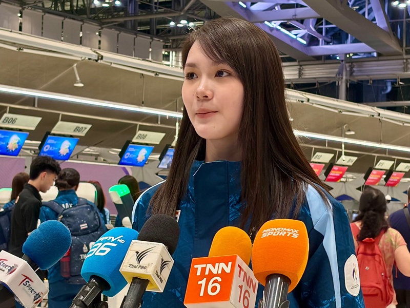 พิ้งค์ พิชฌามลณ์ นักแบดมินตันทีมชาติไทย สวยสะกดสายตาแฟนกีฬา