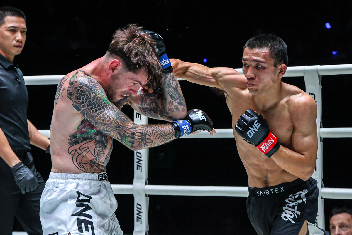 'Pearl of Si' in Top Form, Defeats 'Gregor' on Points