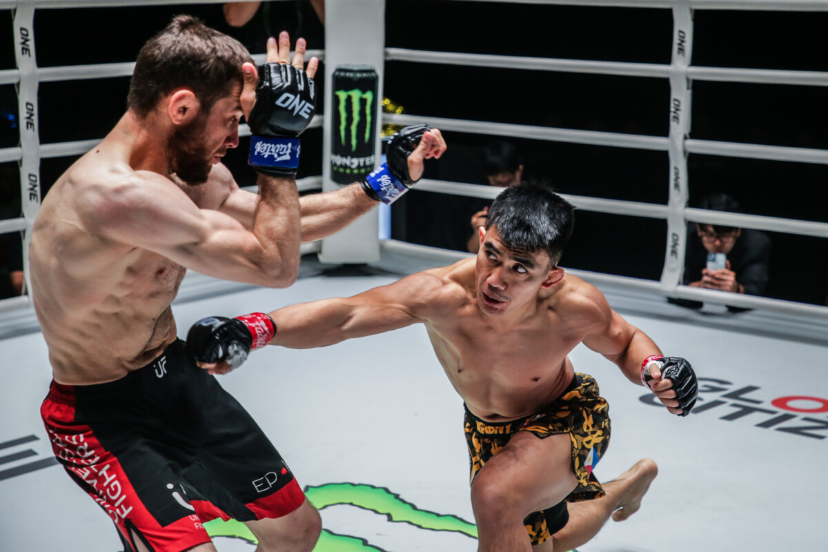 เข็มขัดต้องอยู่ที่เดิม! “โจชัว พาซิโอ” เตรียมปล่อยของ ย้ำชัย “มานซัวร์ มาลาชิเอฟ” รั้งบัลลังก์ MMA ใน The Inner Circle 21
