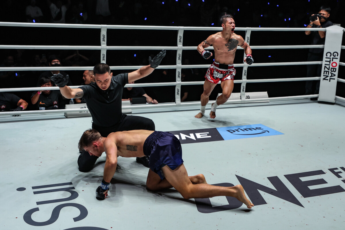 ทีมไทยทำได้! "เสือแบล็ค - แบล็คแพนเธอร์" กอดคอคว้าชัย ศึก ONE Fight Night 45