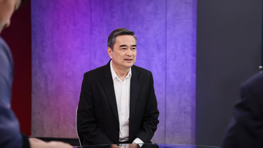 “อภิสิทธิ์” เตือน กกต. คดี “ฮั้ว สว.” สะท้อนวิกฤตศรัทธาระบบตรวจสอบไทย