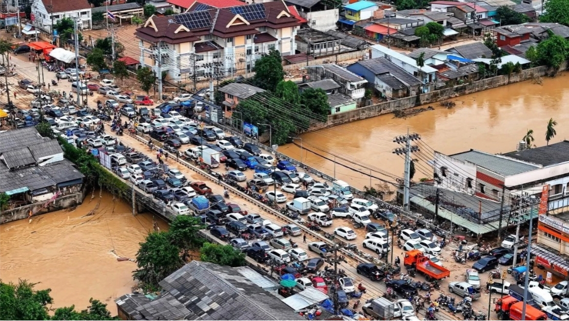 เคาะงบกลาง 558 ล้าน เยียวยาน้ำท่วม 41 จังหวัด นายกฯ สั่งเร่งเบิกจ่าย