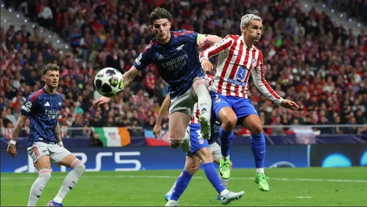 อาร์เซน่อล บุกเจ๊า แอตมาดริด ตัดเชือก UCL นัดแรก มีดราม่า