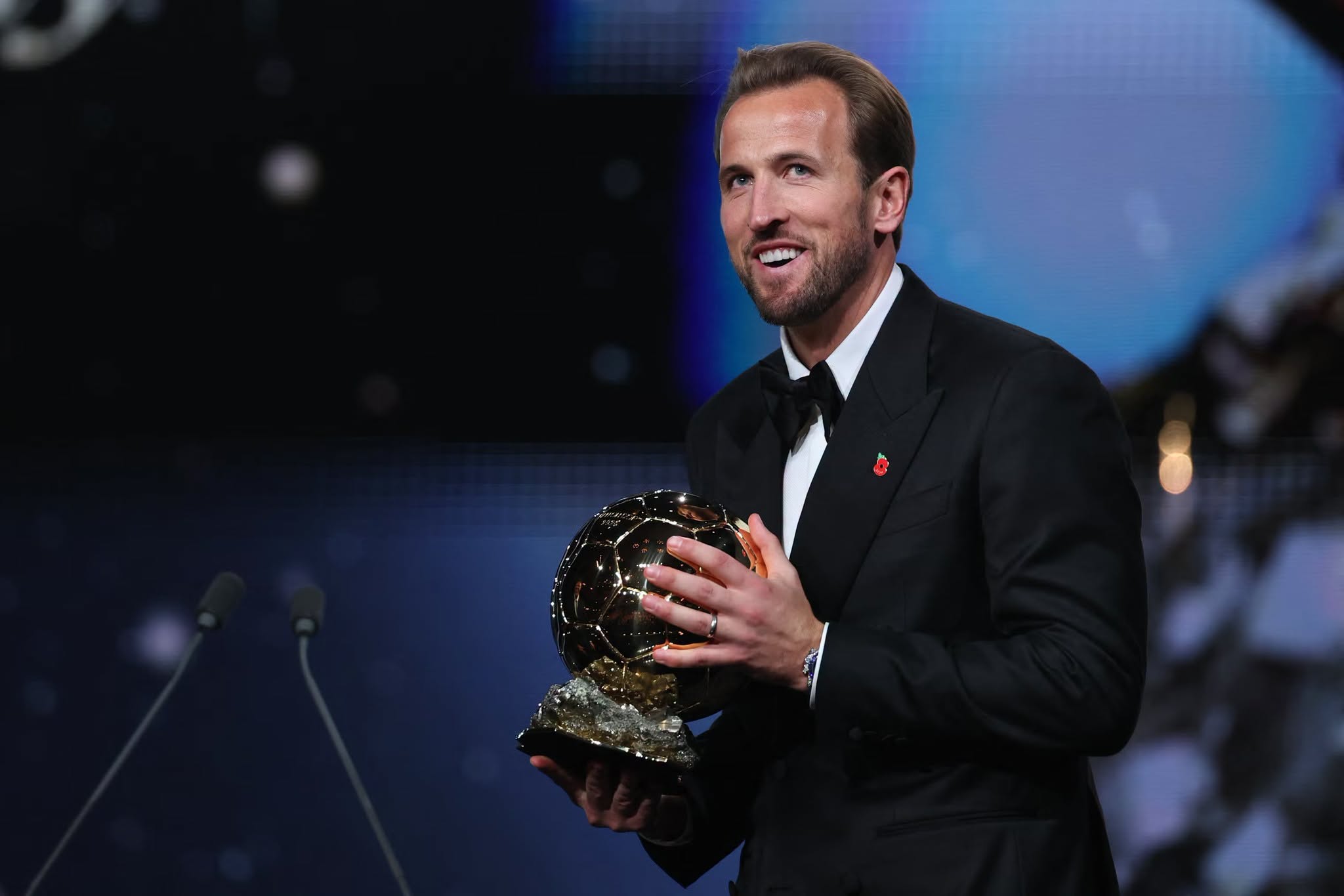 คู่ควรทุกประการ! แฮร์รี่ เคน ผงาดคว้าบัลลงดอร์ 2026 คนแรกของอังกฤษในรอบ 25 ปี