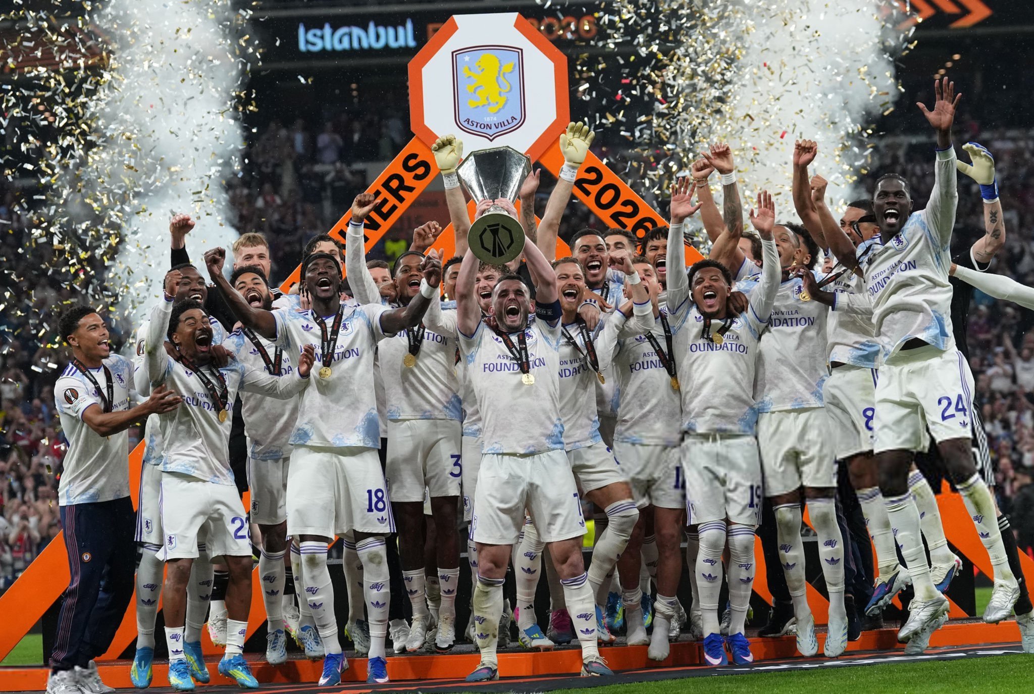 แอสตัน วิลล่า ถล่ม ไฟร์บวร์ก 3-0 ผงาดแชมป์ ยูโรปา ลีก สมัยแรก