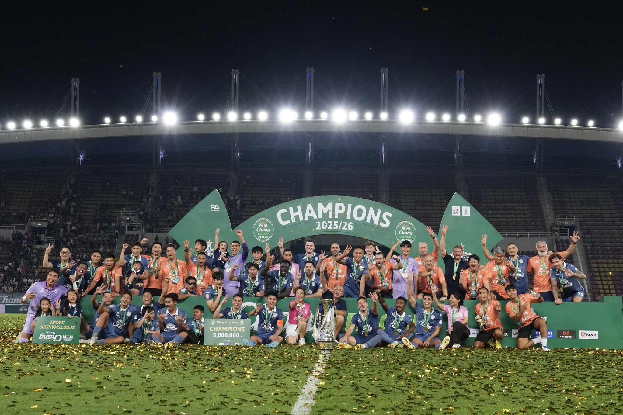 ทริปเปิ้ลแชมป์! บุรีรัมย์ ต่อเวลาเชือด พีที ประจวบ 1-0 ผงาดแชมป์ช้าง เอฟเอ คัพ สมัยที่ 8